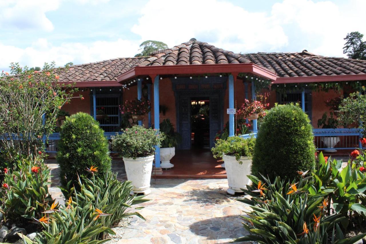 Ecohotel La Masia Llanogrande  Exterior photo