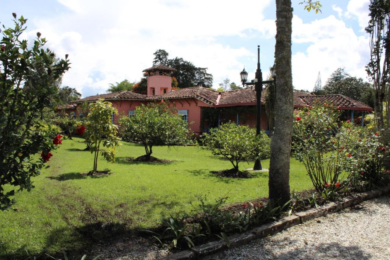Ecohotel La Masia Llanogrande  Exterior photo